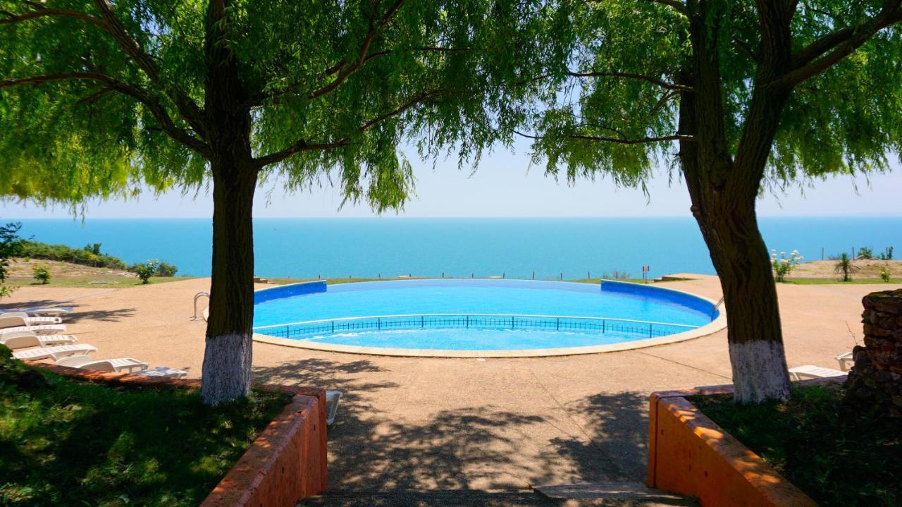 Морски Апартаменти Джулай Морнинг - July Morning Sea View Apartments Kavarna ภายนอก รูปภาพ