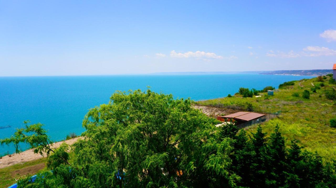 Морски Апартаменти Джулай Морнинг - July Morning Sea View Apartments Kavarna ภายนอก รูปภาพ