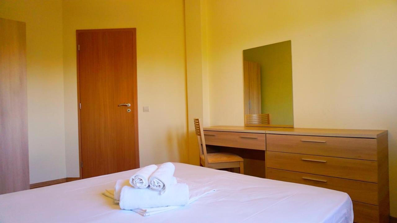 Морски Апартаменти Джулай Морнинг - July Morning Sea View Apartments Kavarna ภายนอก รูปภาพ