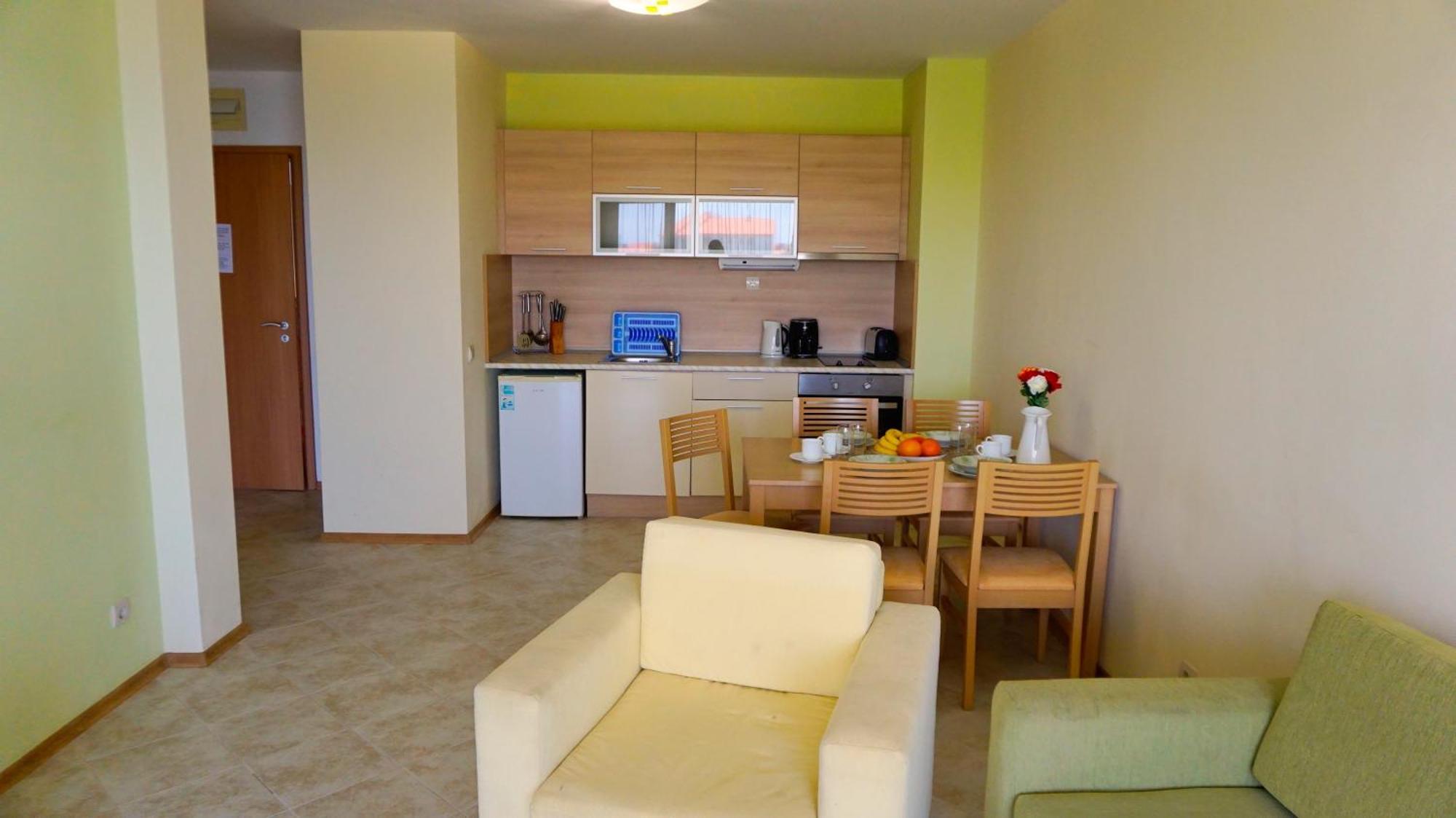 Морски Апартаменти Джулай Морнинг - July Morning Sea View Apartments Kavarna ห้อง รูปภาพ