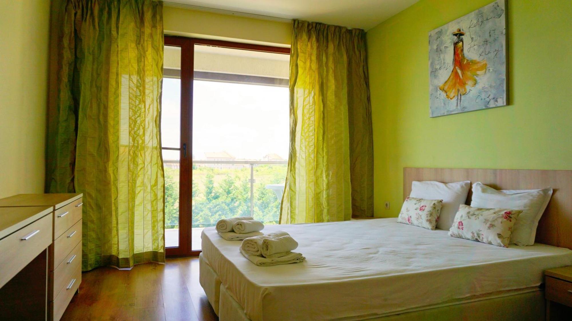 Морски Апартаменти Джулай Морнинг - July Morning Sea View Apartments Kavarna ห้อง รูปภาพ